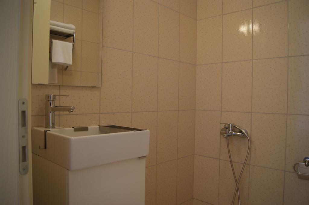 Ender Hotel (Adults Only) Айвалик Номер фото