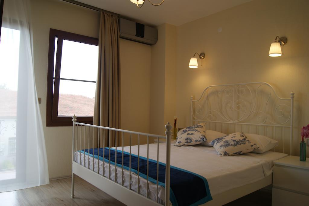 Ender Hotel (Adults Only) Айвалик Номер фото