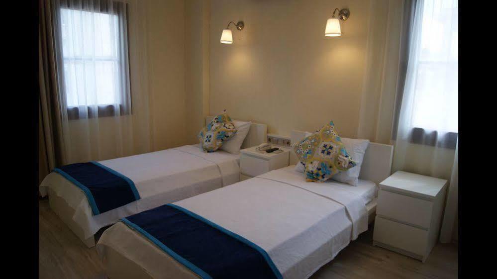 Ender Hotel (Adults Only) Айвалик Екстер'єр фото